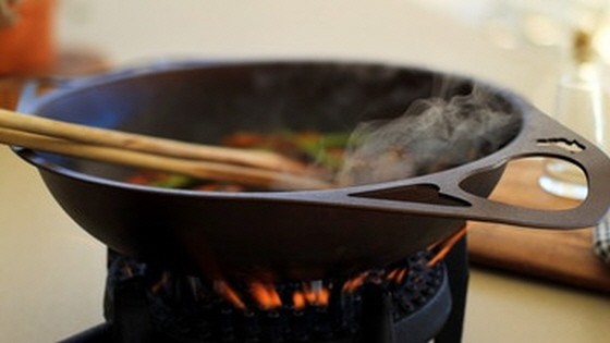 USA Made Light Iron Wok. Induction ready & seasoned for you!