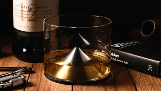 The Chill Tumbler│Aerate, Chill & Make Your Whisky Aromatic